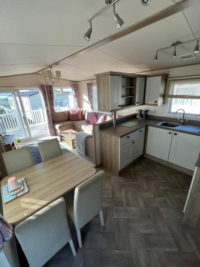 Anchors Rest - Family Caravan - Haven Lytchett Minster Buitenkant foto