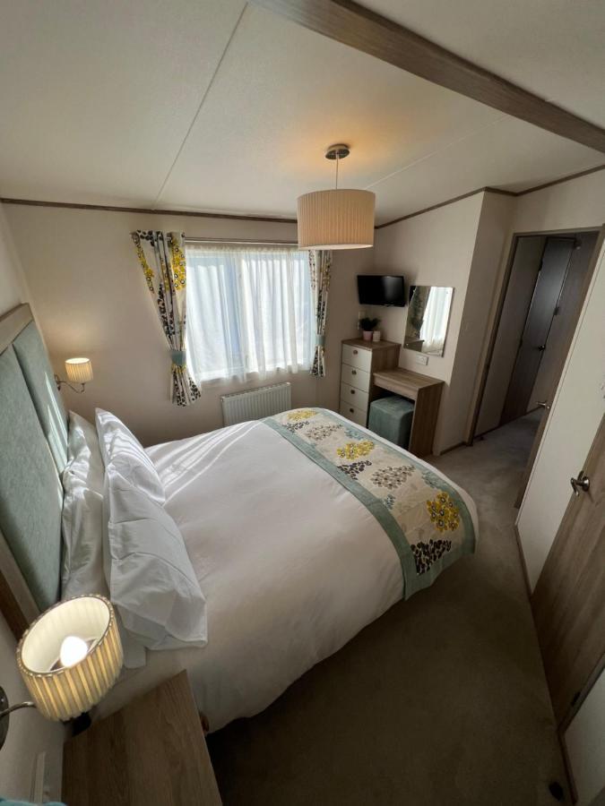 Anchors Rest - Family Caravan - Haven Lytchett Minster Buitenkant foto