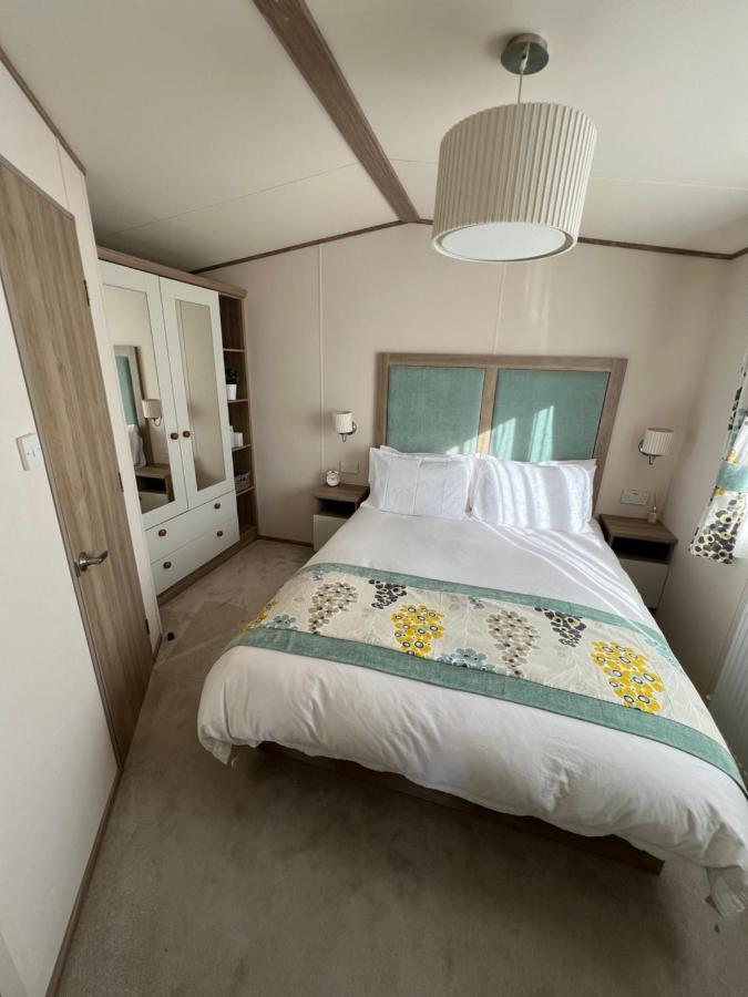Anchors Rest - Family Caravan - Haven Lytchett Minster Buitenkant foto